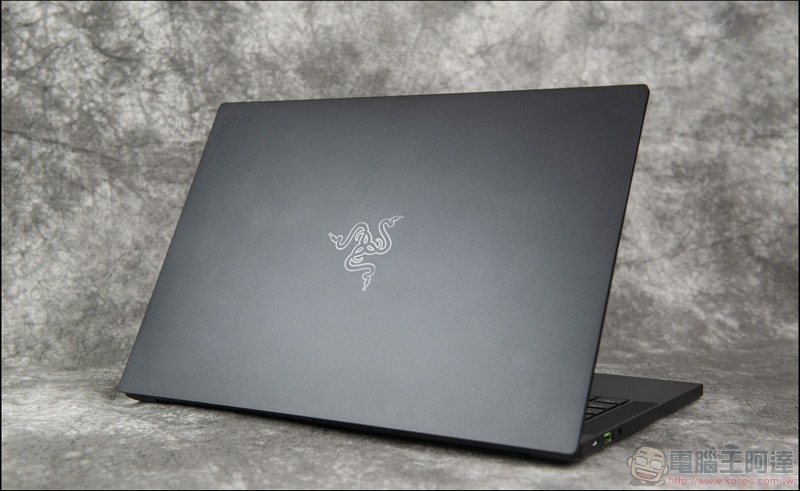 開啟輕薄無限可能！全球首款電競Ultrabook： Razer Blade Stealth 13