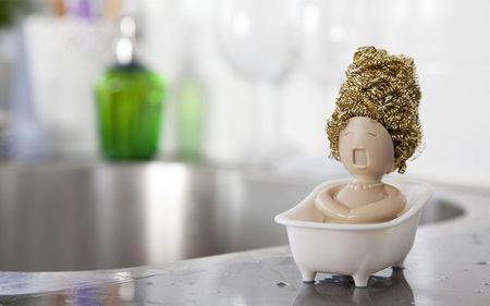 Soap Opera: Wadah Spons Ini Dijamin Bikin Kamu Ngakak