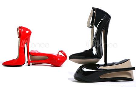 Deretan Fashion Item Yang Aneh Tapi Laris Terjual, Berminat Beli?