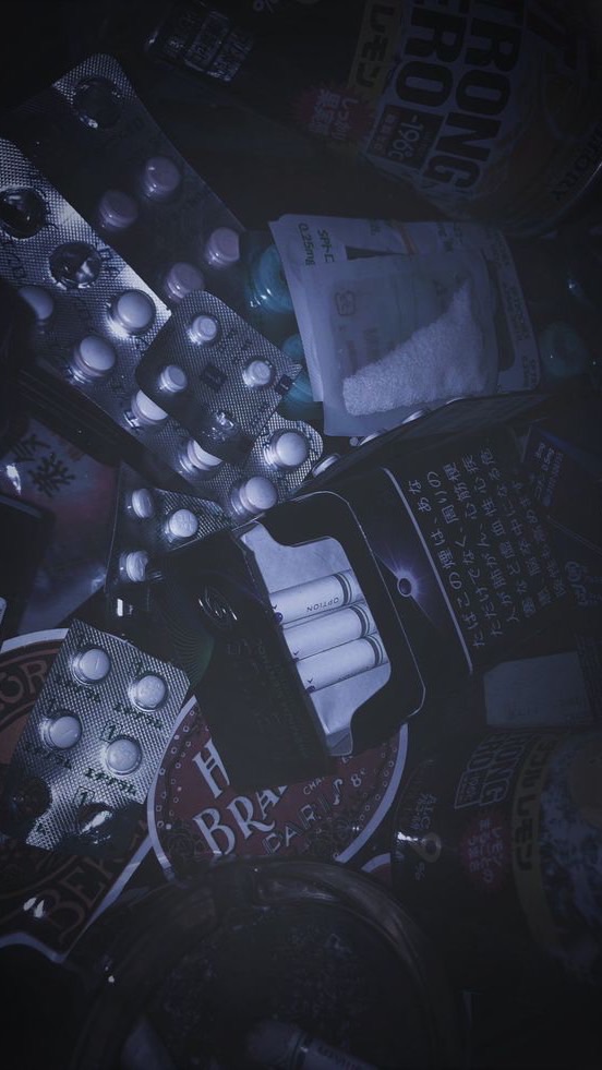 　　　𝐀𝐝𝐝𝐢𝐜𝐬𝐭𝐢𝐨𝐧