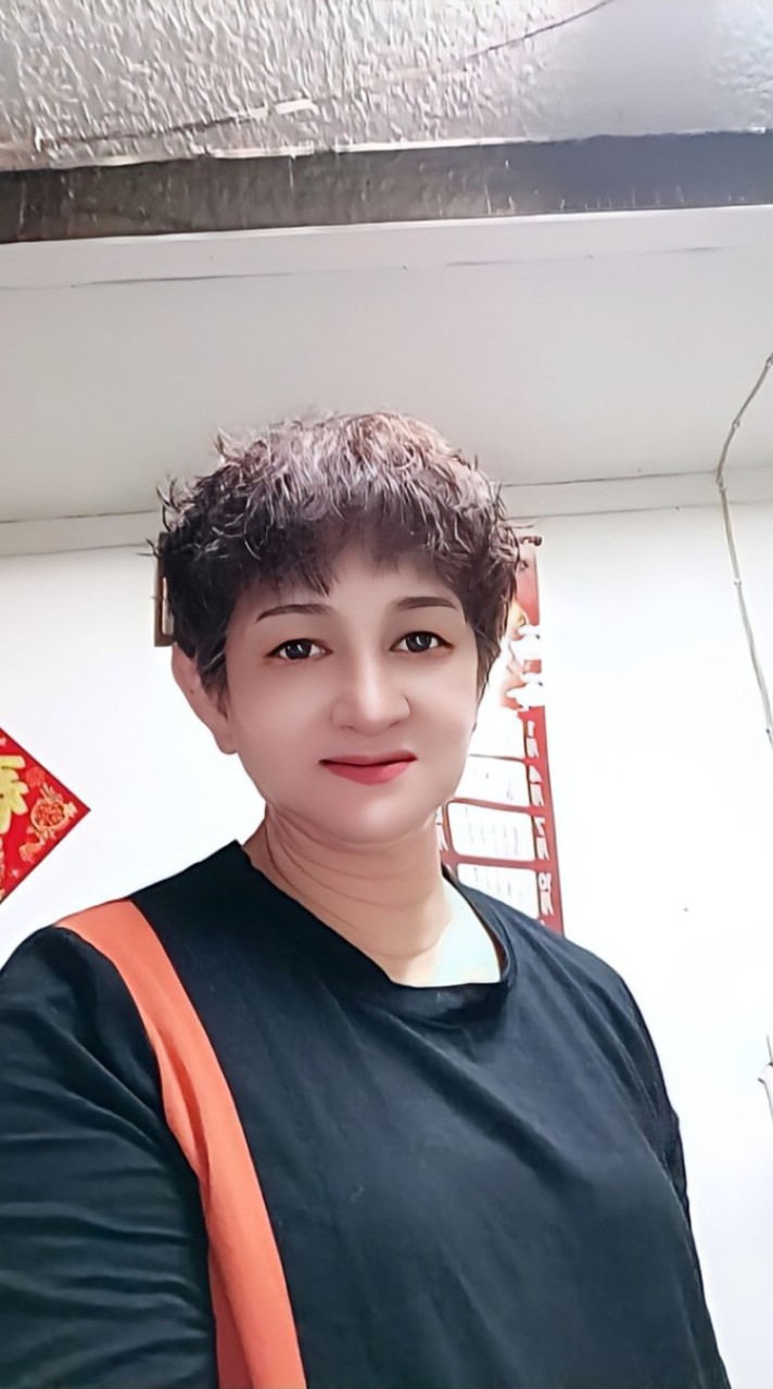 倆個人相愛就要坦誠相對這樣才可以長長久久攜手到白頭