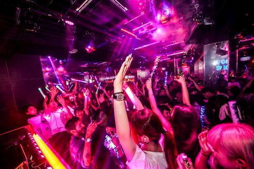 写真 G3 ジースリー 宗右衛門町 大阪難波駅 クラブ By Line Place