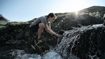 地表最強MERRELL水陸三棲王者登場，最COOL集合 上山下海城市都會任我行！