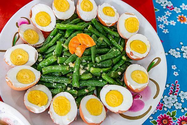 【日月潭一日遊】南投頭社活盆地農村美食餐桌與休閒農場-體驗不一樣的在地食材美味佳餚與獨特河道獨木舟體驗