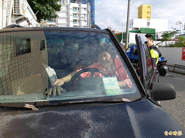 台東1小學門口車內驚見「斷掌」！警消火速趕到…