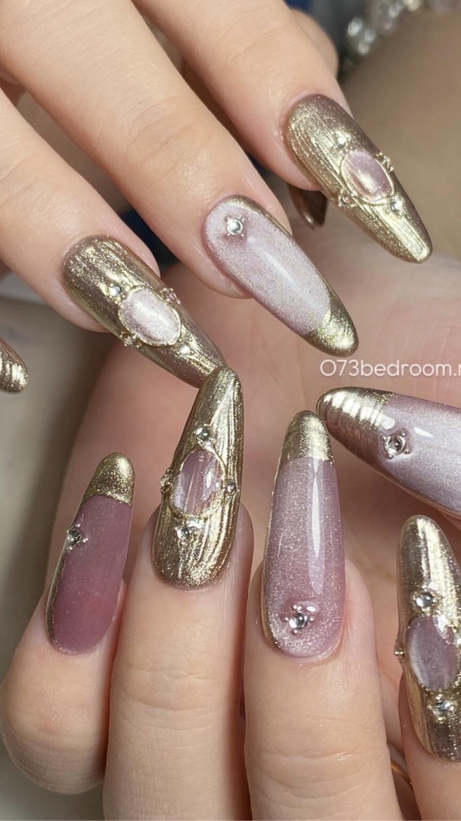 Bedroom.nails (คิวทำเล็บ)
