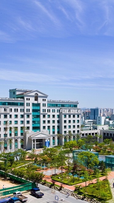 ! โรงเรียนมนต์ตา !