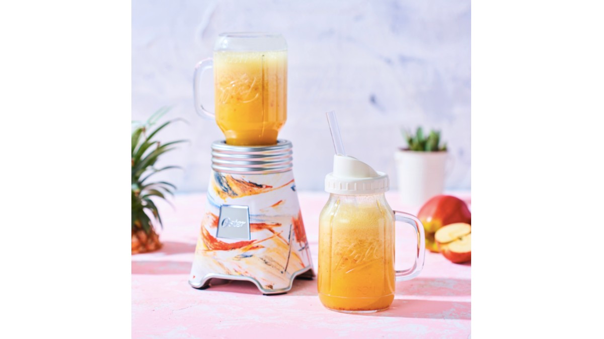 擁有強力馬達的高效轉速，可均勻粉碎食材；以 Tritan 安全環保塑料為主材質的梅森罐，不含雙酚 A 及其他對人體有害物質，讓飲用更安心。 炎夏適合的爽口冷湯或冰沙、愜意假日與朋友共享的放鬆調酒，或是