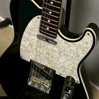 エレキギター初心者に一曲弾かせる