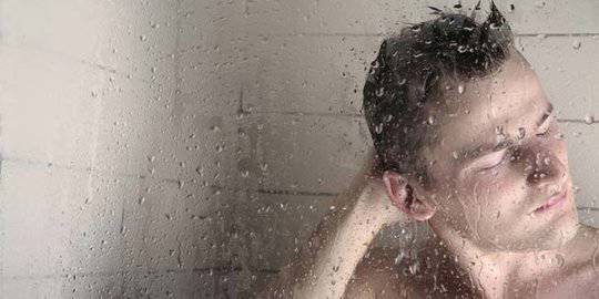 8 Arti Mimpi Mandi Begini Penjelasan Tentang Pertandanya Merdeka Com Line Today