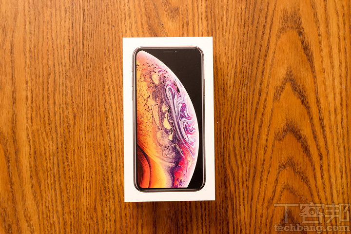 iPhone XS 第一手開箱！細看水潤金色機身、後製景深控制實測 (內含影片)