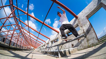 DIY 最高：捷克滑板人的極樂滑板秘境 Gold JZD