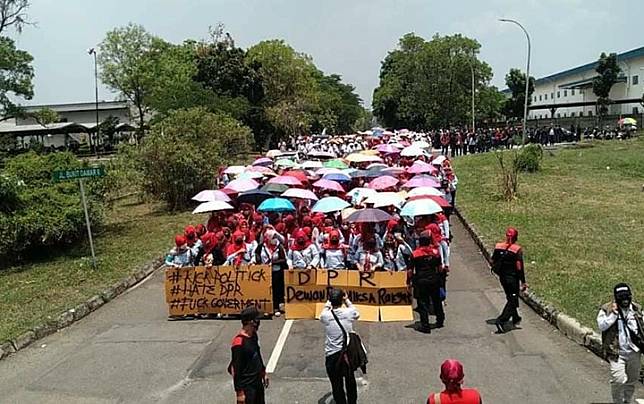 Terancam Dipecat Jika Ikut Demo Omnibus Law, Buruh Ngaku Tak Takut