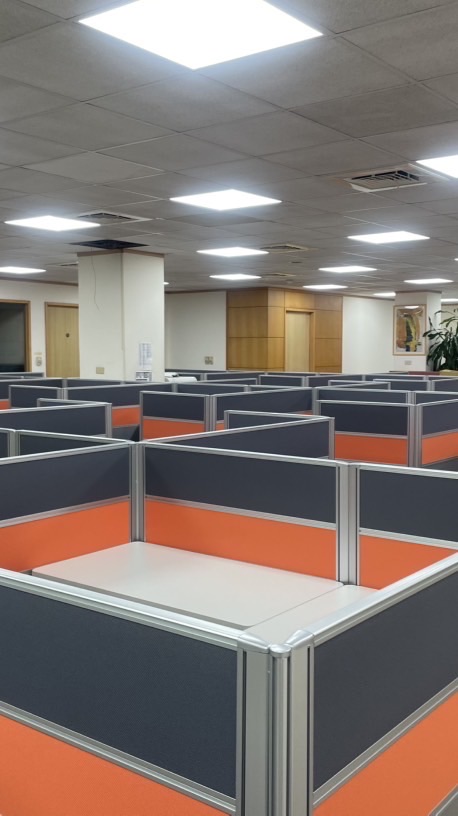 鴻誠企業社-辦公家具組裝