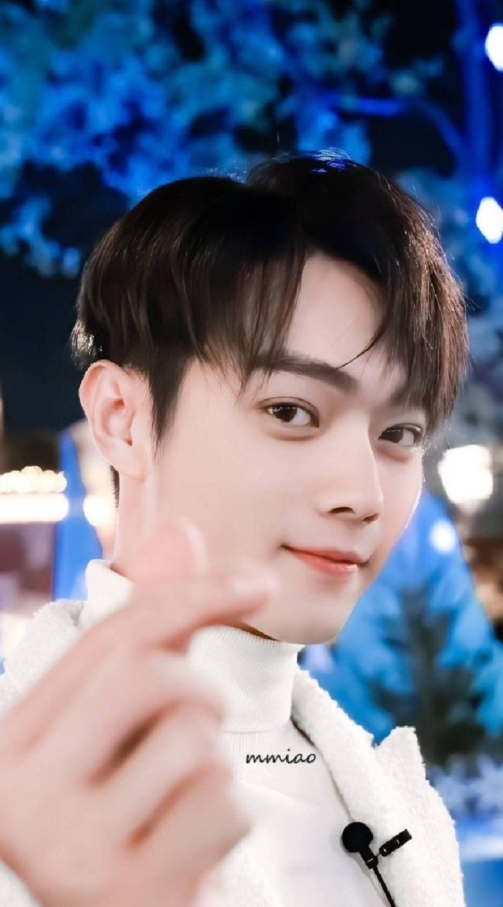 แฟนคลับสวีข่าย许凯soso💜🧡