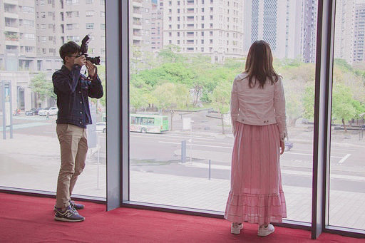 『台灣輕旅拍，外拍推薦』輕鬆自在走遍台中市七期國家歌劇院、堁夏咖啡 Café Crotchet、蔦屋書店 台中市政店、草悟廣場、道和六藝文化館刑務所演武場捕捉網美一日景點，透過鏡頭紀錄每一刻回憶-Snaping 攝影服務直擊分享