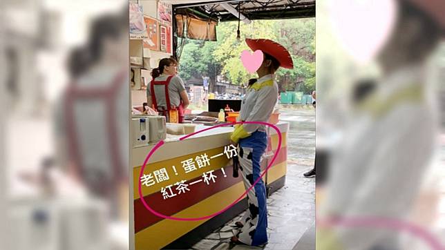 梁靜茹扮翠絲現身早餐店。圖／翻攝自梁靜茹IG