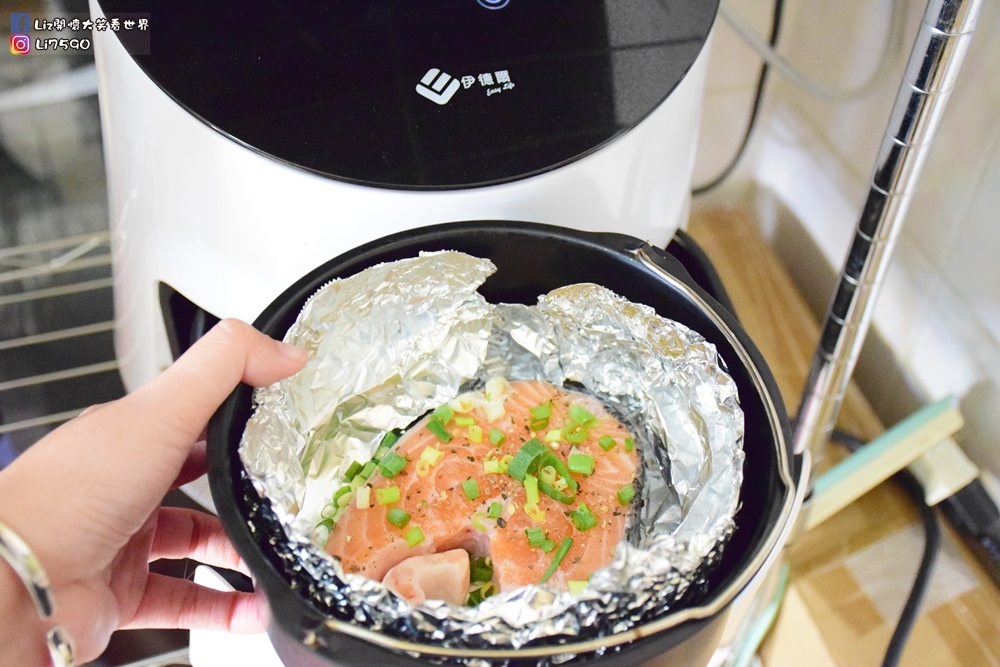 氣炸鍋 VS 中鏈油DSC_0036Liz開懷大笑看世界.JPG