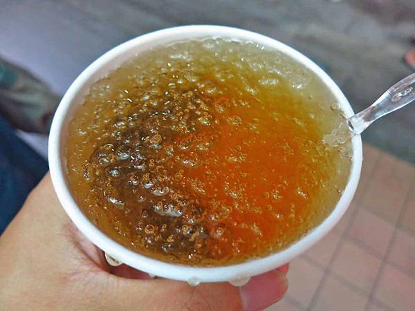 【台北美食】成都楊桃冰-西門町捷運出口的40年楊桃汁老店 【台北美食】成都楊桃冰-西門町捷運出口的40年楊桃汁老店