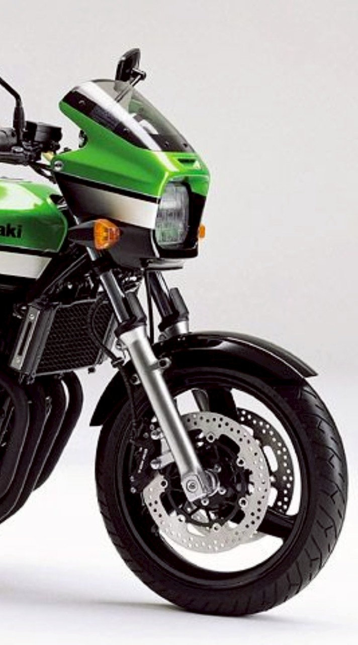将来車やバイクに乗りたい人 車、バイク好きな人 車、バイク乗りの人 バイクや車のプラモデル作ってる人
