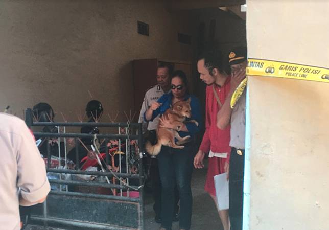 Sempat Berlinang Air Mata, Anjing Peliharaan Korban Pembunuhan Satu Keluarga di Bekasi Akhirnya Diam