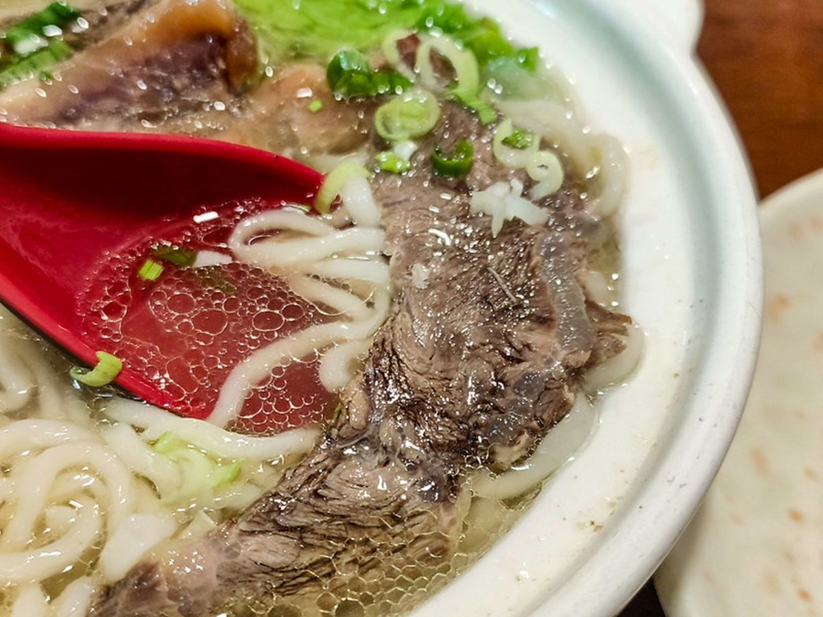 台北牛肉麵霸主PK！４星起跳８大名店：70元開吃、米其林推薦、牛肉麵節冠軍