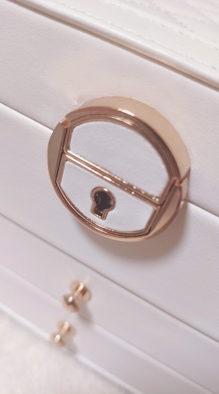 ハンドメイド作品紹介、見たい、売りたい買いたい🤍