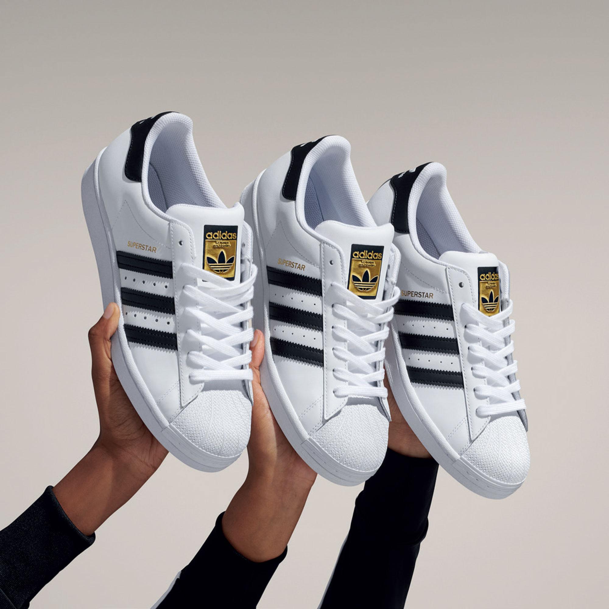 平滑皮革材質 adidas Superstar 初代鞋款