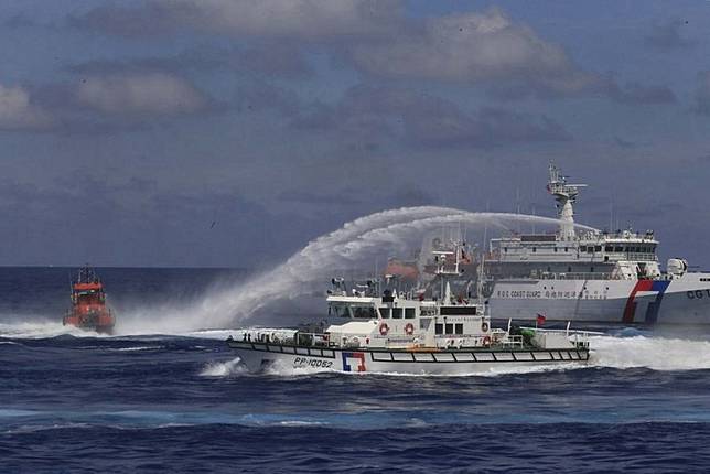 apho0023L.jpg