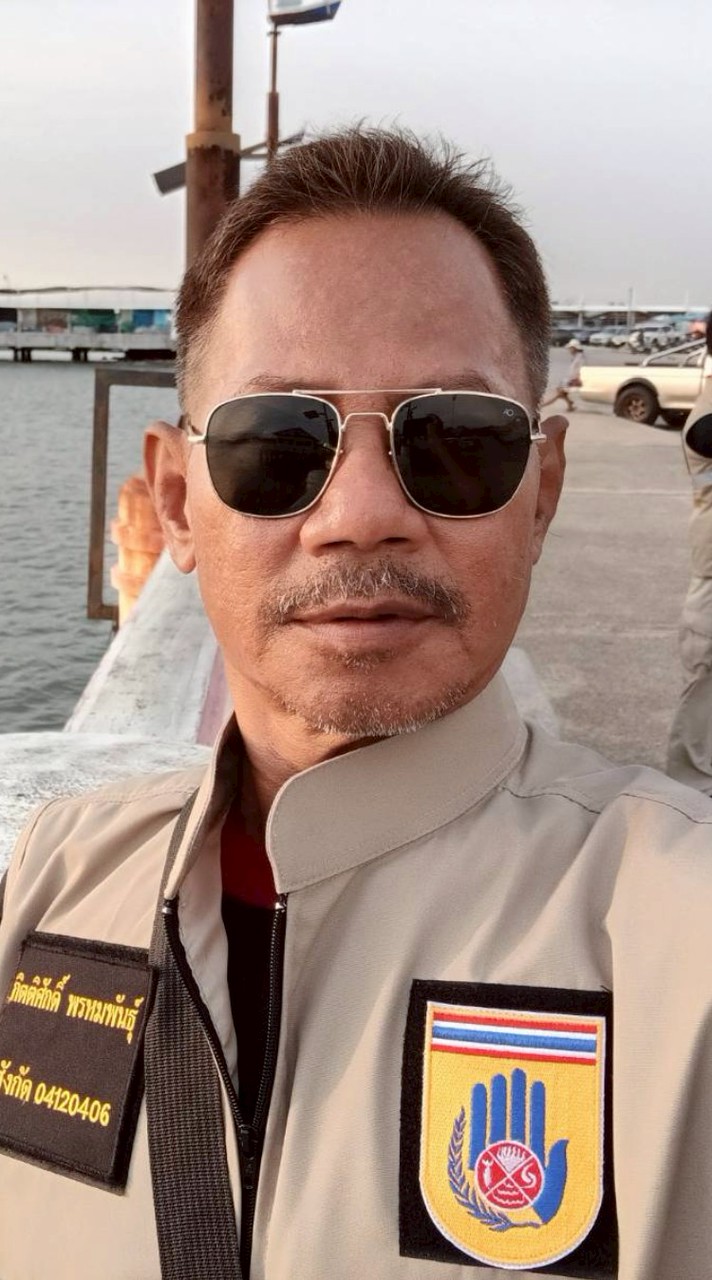 กลุ่มอปพร.ชุดที่10 ทม.บางคูรัด