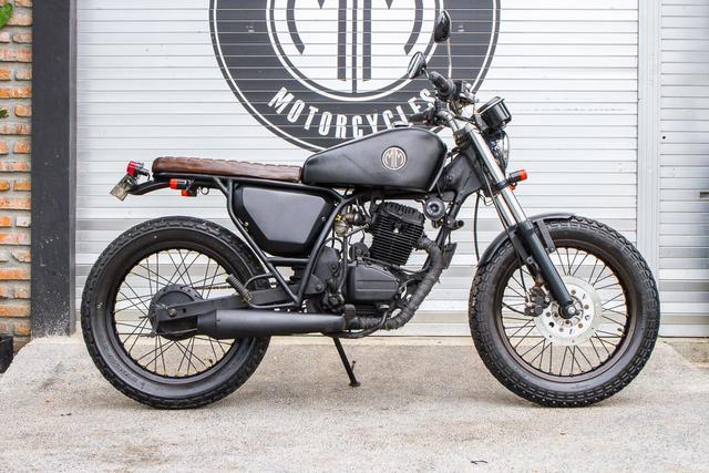 brat是為了符合亞洲人身形衍生而出的改裝風格。