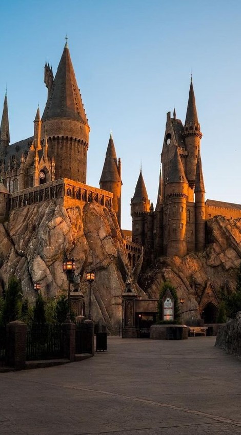 🏰𝐇𝐨𝐠𝐰𝐚𝐫𝐭𝐬 𝐒𝐜𝐡𝐨𝐨𝐥 𝐨𝐟 𝐖𝐢𝐭𝐜𝐡𝐜𝐫𝐚𝐟𝐭 𝐚𝐧𝐝 𝐖𝐢𝐳𝐚𝐫🏰
