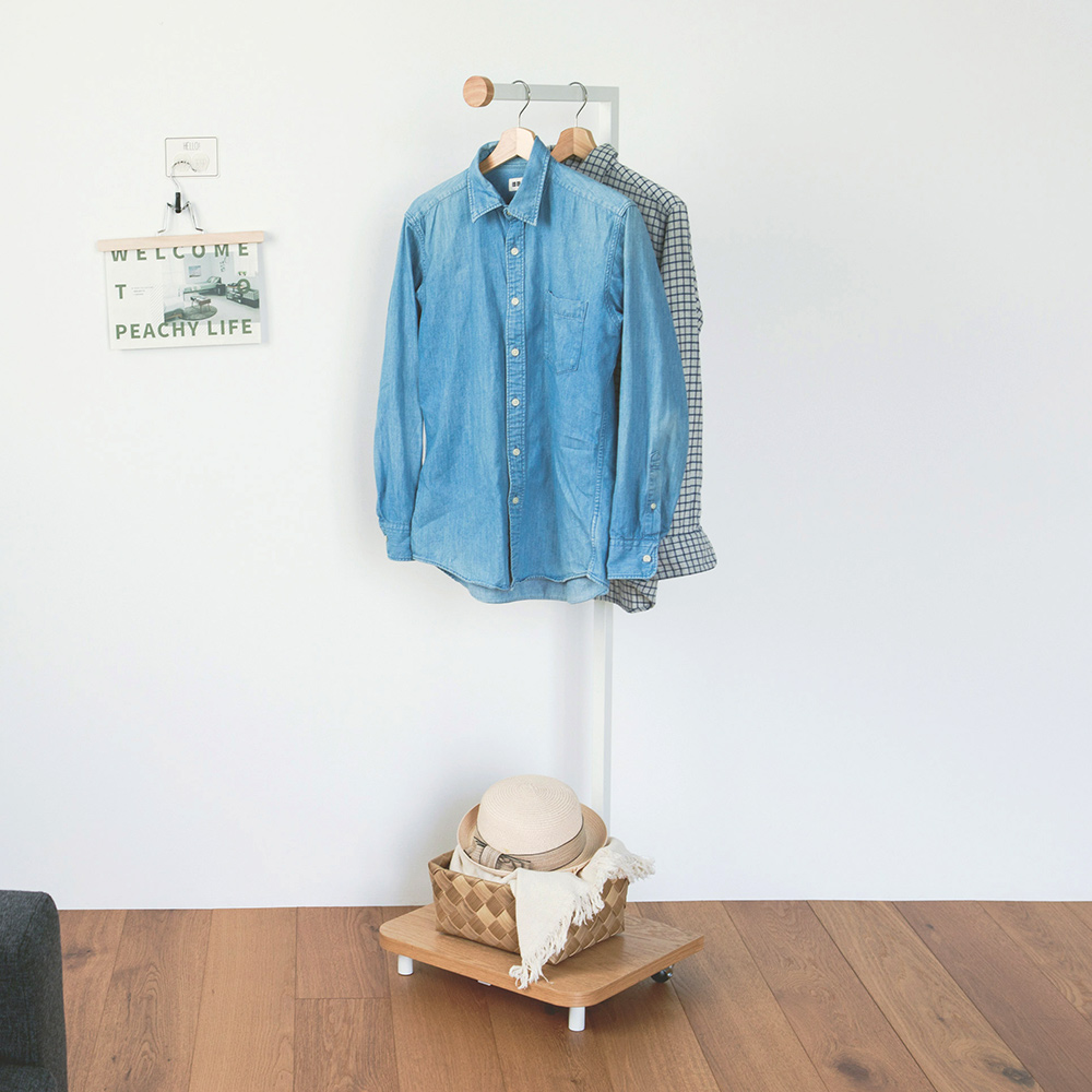 玄關、臥室、客廳皆適合移動式衣掛架底座置物平台設計