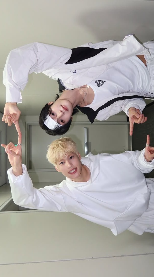 สตรีม แบ้งเอย รู้มือ (อ่านโน๊ต)