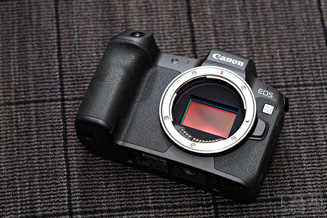 未上市搶先測！全幅無反 Canon EOS R 動手玩／實機操作體驗