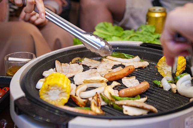 中秋烤肉用電烤盤超方便 網抖出 2缺陷 整個更麻煩 Nownews 今日新聞 Line Today