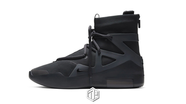 Nike Air Fear of God 1「Triple Black」再有照片曝光！