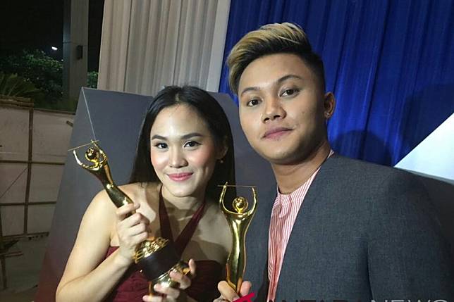 Hasil gambar untuk rizky raih ami award