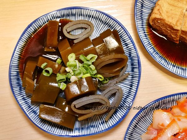 【汐止美食】鄉下人-豬血湯肉燥麵 #古早味 #豬血湯 #燙青菜 #香辣麵 路邊攤價格，冷氣開放文青風店面 (22).JPG