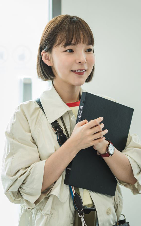 《雖然是精神病但沒關係》配角介紹4：朴真珠 飾演 出版社藝術總監 劉丞梓