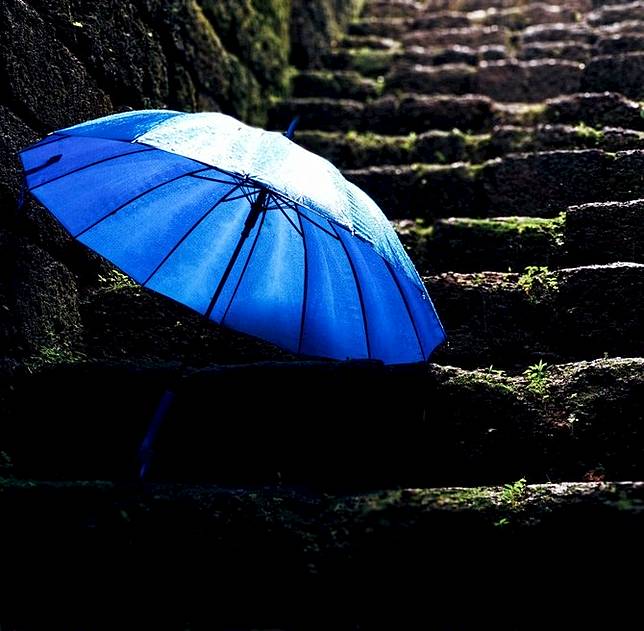 8 Cara Membuat Poster Yang Menarik Dan Kreatif Perhatikan Tips Tipsnya Merdeka Com Line Today