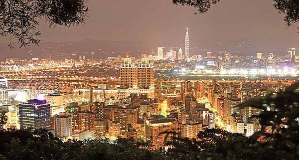 【台北旅遊】劍南山夜景-不用爬山也能看到台北夜景