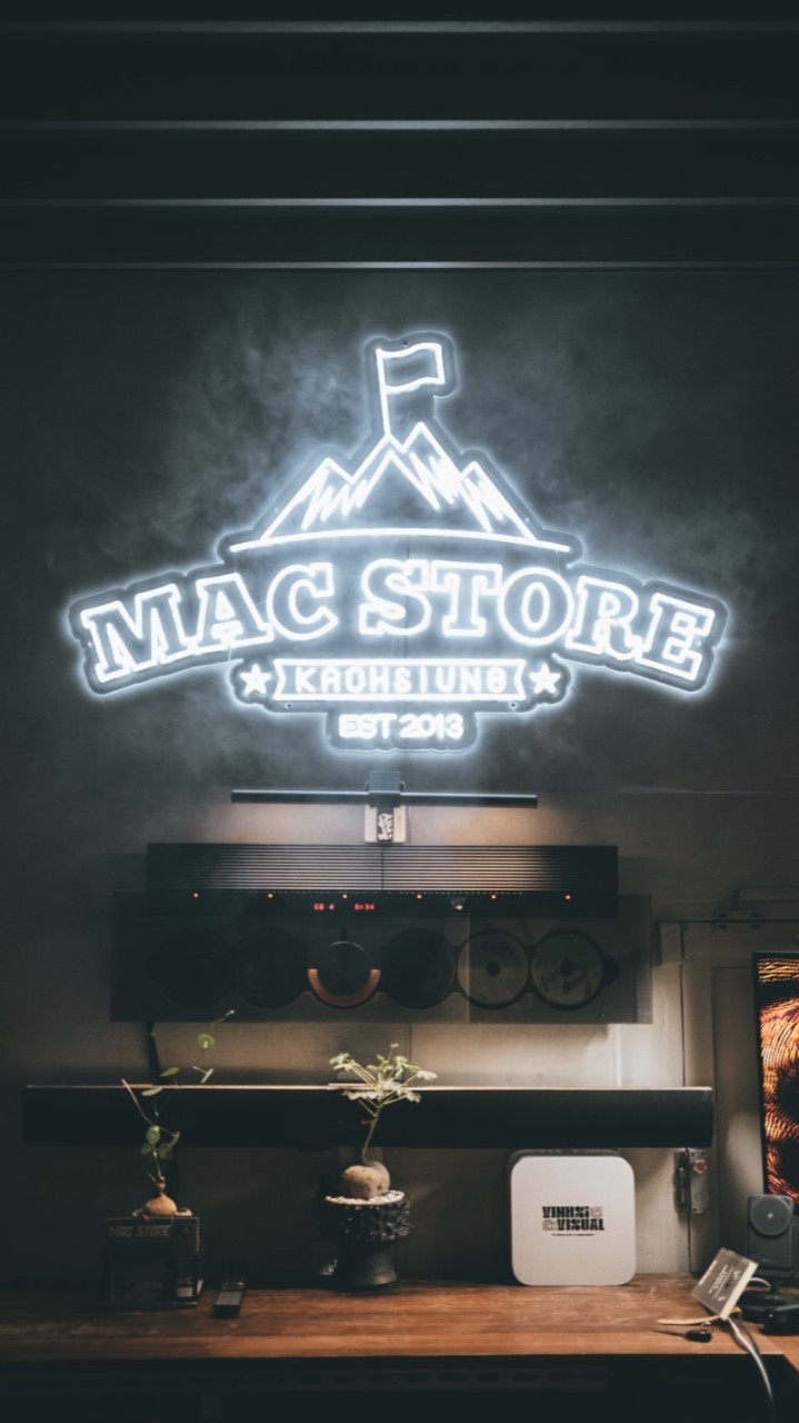 Mac Store VIP Club