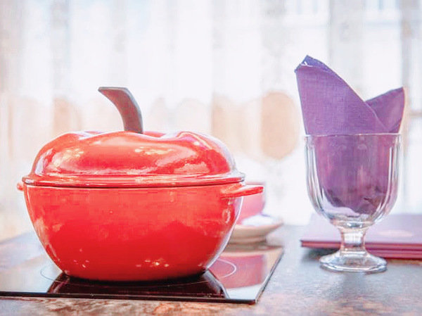 「台北民生社區美食」閨蜜情侶家庭聚會公司聚餐最佳安心健康美味網美餐廳首選-有機之星五星認證餐廳「喜園涮涮鍋民生浪漫店」直擊分享