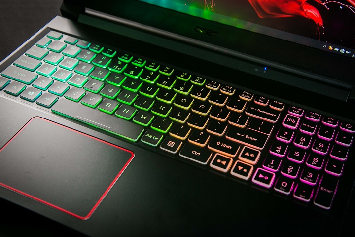 Acer Predator Triton 500 與 Nitro 5：升級 Intel 第十代 Core H 處理器＋GeForce RTX Super 顯示晶片