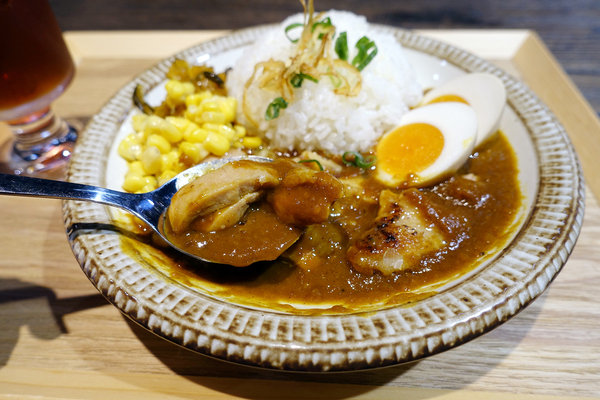 新高軒台北-南港車站環球美食街美食，新高軒咖哩南港店，新高軒咖哩南港店菜單，台北南港Global Mall環球購物中心適合一個人吃飯的餐廳