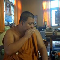 Wat Thaphae Group