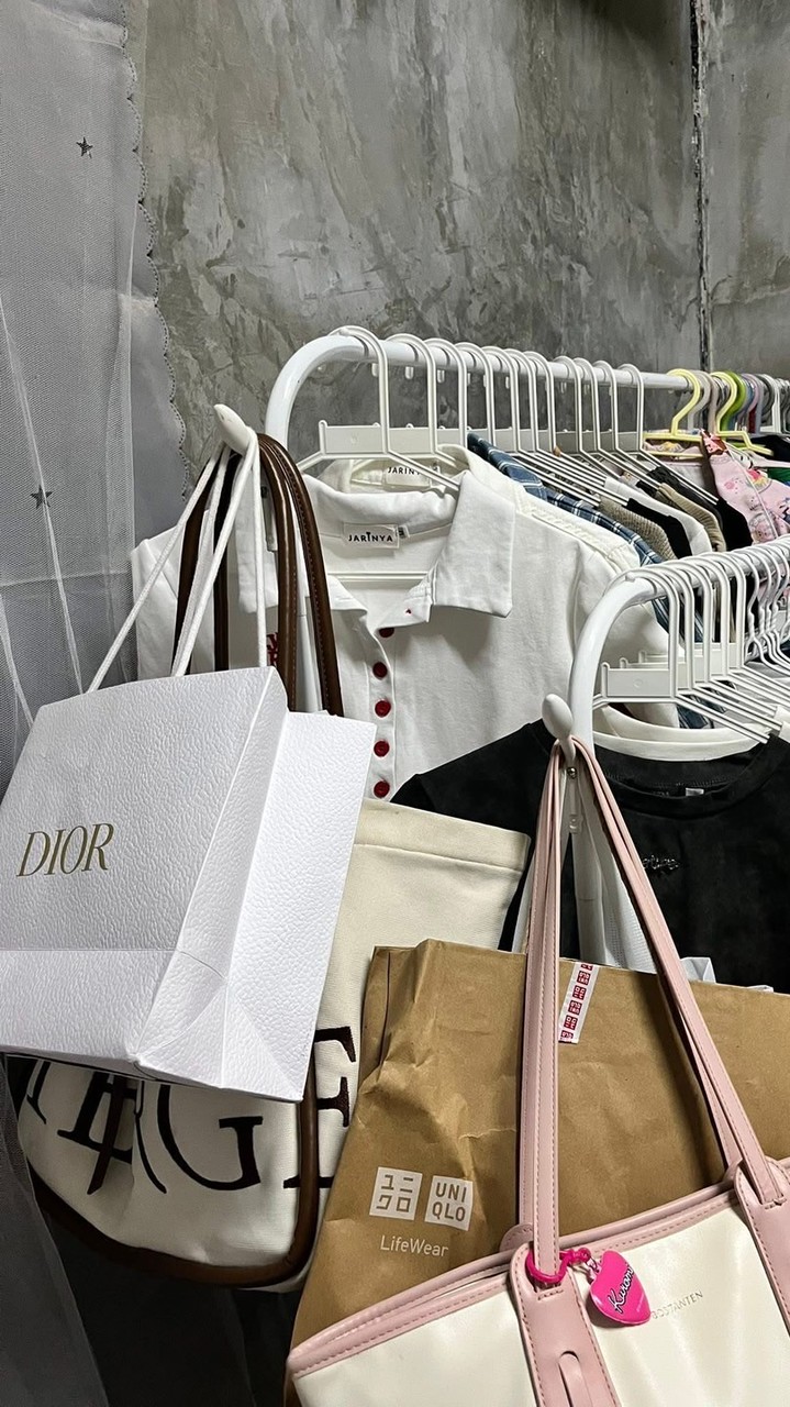 เสื้อผ้าร้านแบมบาร์