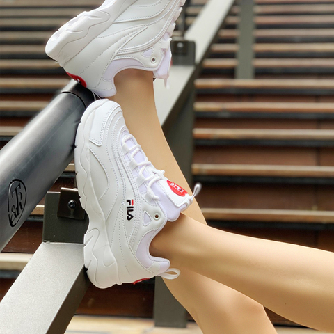 FILA RAY HEART 情人節限定女運動鞋-愛心白 5-C614V-125