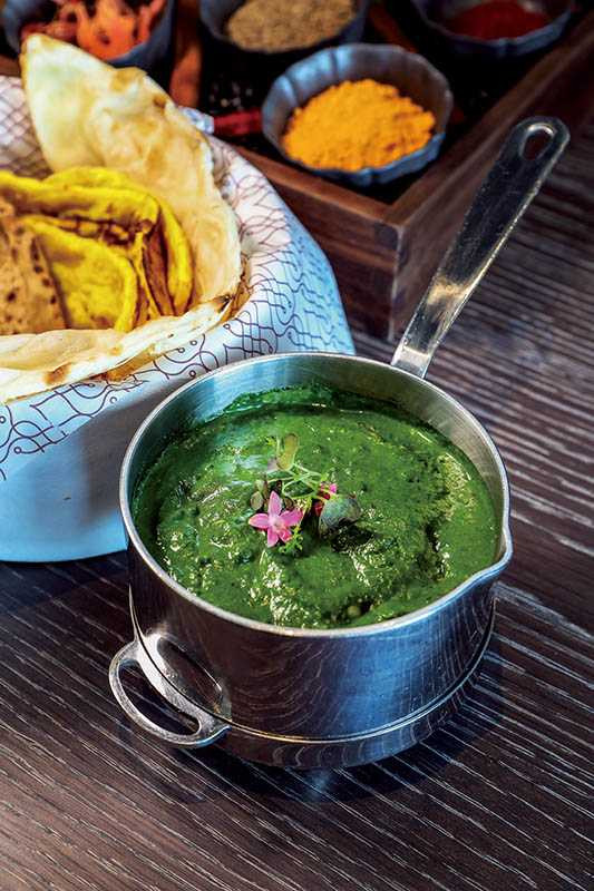 「翡翠羊肉咖哩」添加了優格，入口溫厚，多了柔香滑順的口感。（690元）（圖／于魯光）